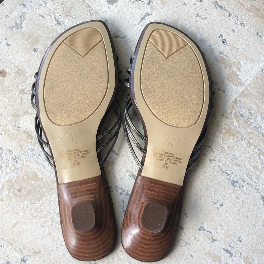 NEW Bandolino Leather Sandals with Embellishment Size 7.5 - Picture 8 of 11